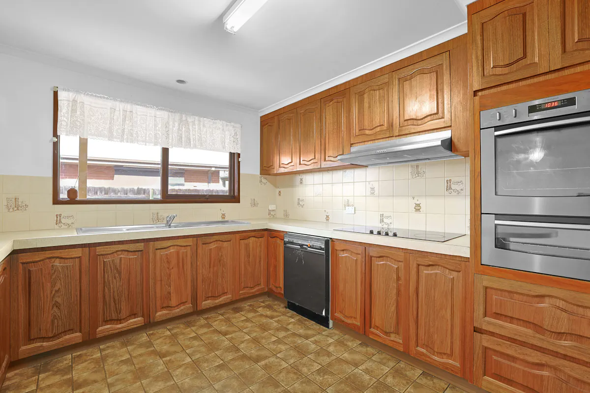 10 Castle Street — photo 3 of 11