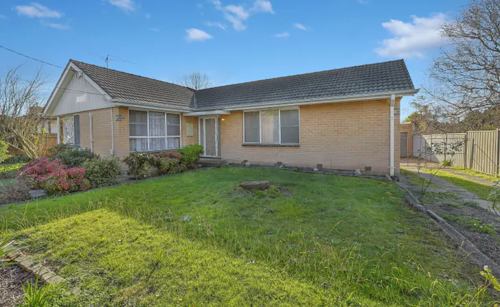 112 Service Road, Moe, VIC, 3825