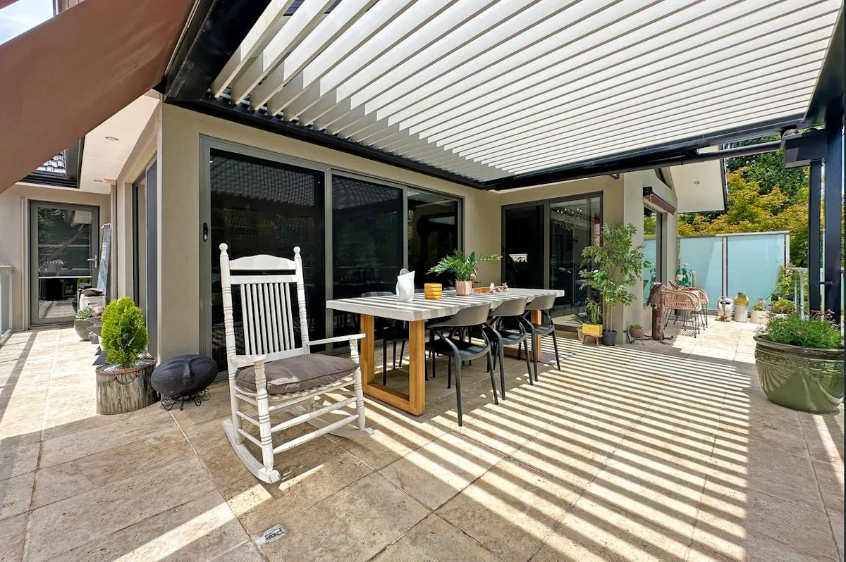 1 / 90 Bowen Street — photo 9 of 25