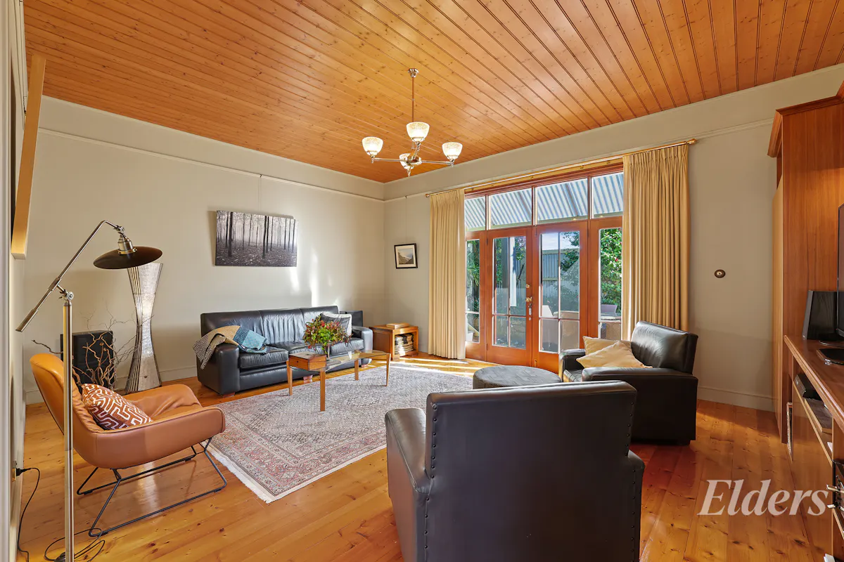 113 Victoria Street — photo 4 of 30