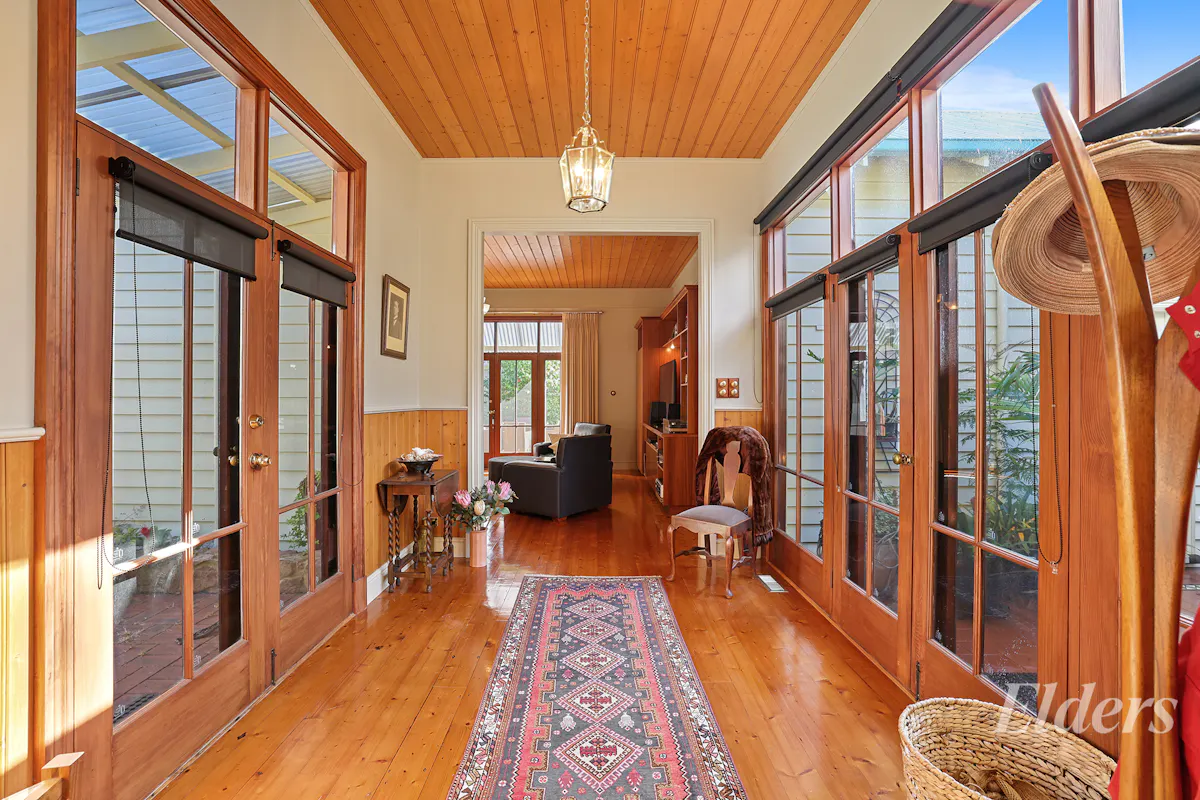 113 Victoria Street — photo 11 of 30