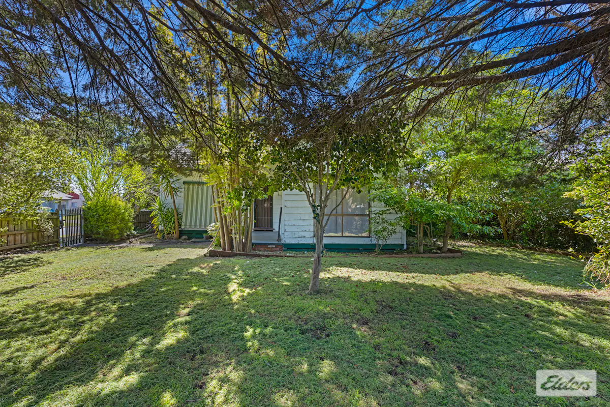 1 Hinkler Street — photo 14 of 26