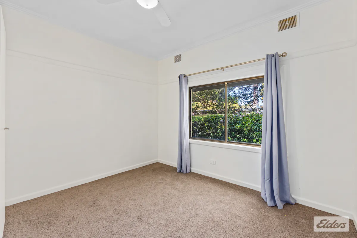 1 Hinkler Street — photo 9 of 26