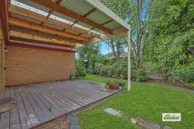 11 Tasman Close — photo 10 of 10