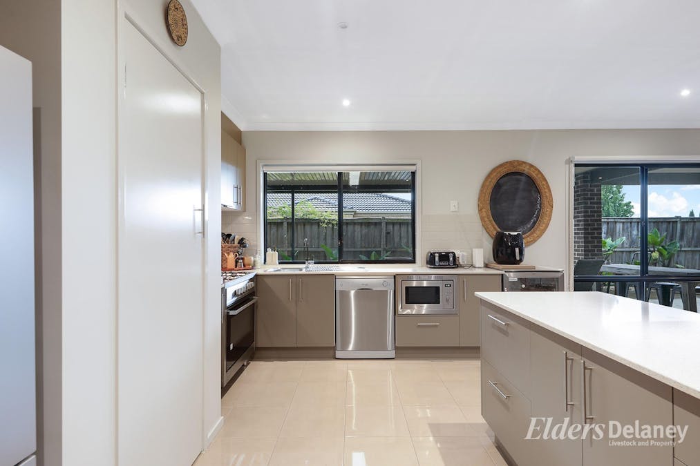 23 Woodlawn Boulevard, Yarragon, VIC, 3823 - Image 2