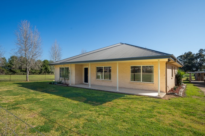 91-95 Grenfell Road, Cowra, NSW, 2794 - Image 1