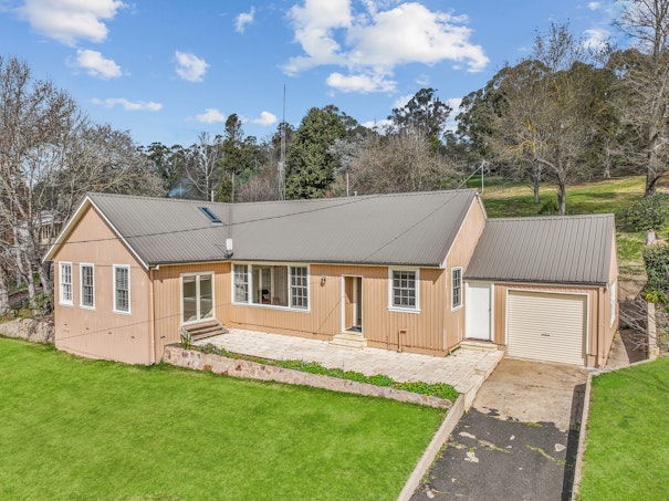 10 Bligh Street, Oberon, NSW, 2787 - Image 1