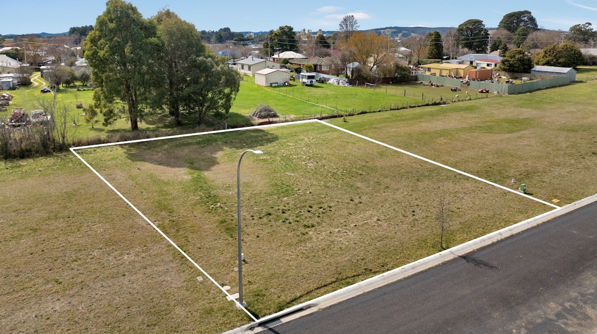 10 Ellis Drive, Oberon, NSW, 2787 - Image 3