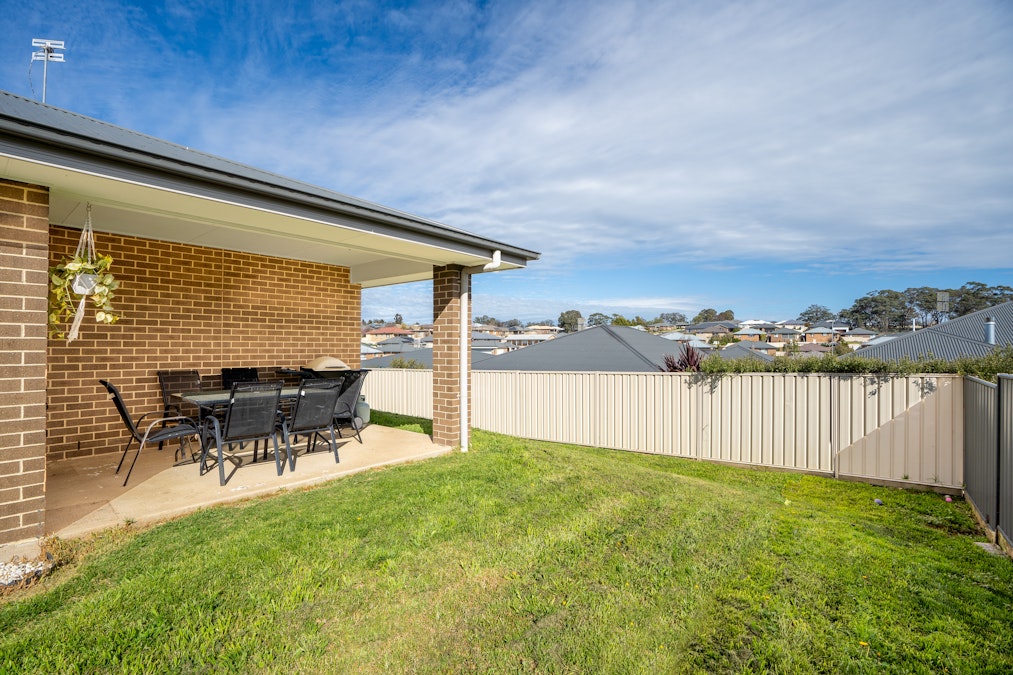 55 Molloy Drive, Orange, NSW, 2800 - Image 13