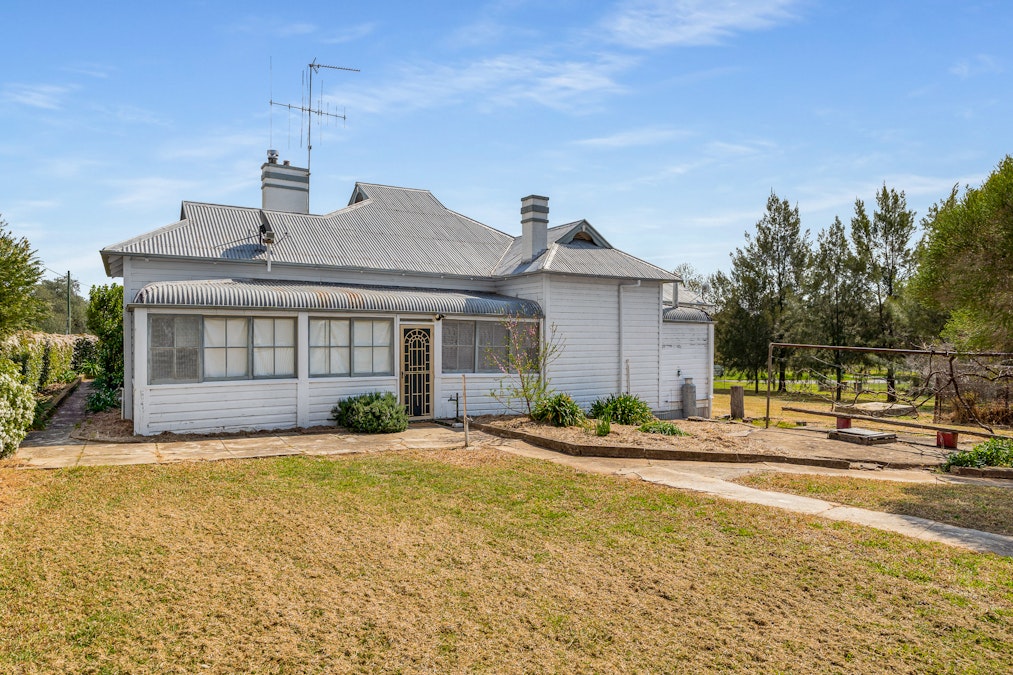 15 Stuart Street, Woodstock, NSW, 2793 - Image 17