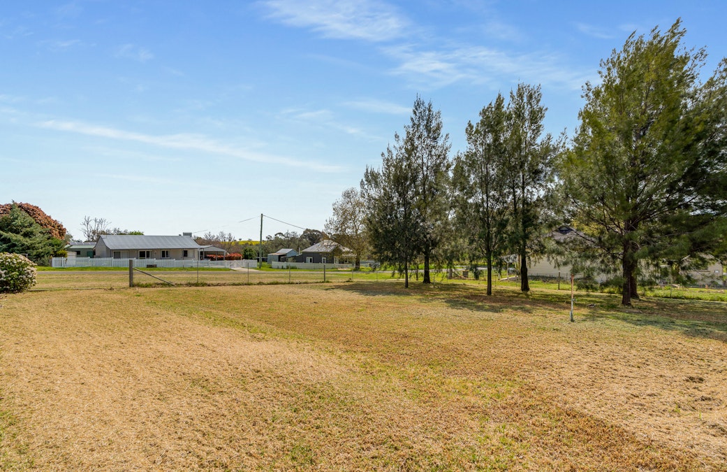 15 Stuart Street, Woodstock, NSW, 2793 - Image 18