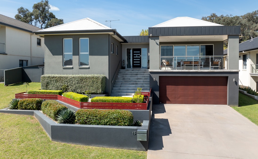 13 London Drive, Cowra, NSW, 2794 - Image 2