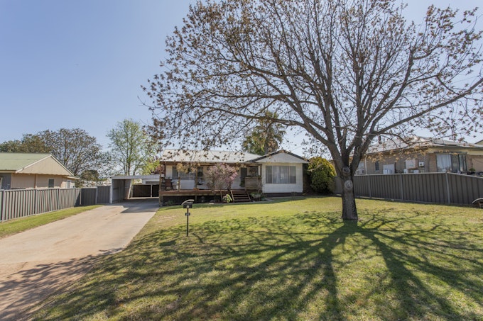 50 Lee Street, Cowra, NSW, 2794 - Image 1