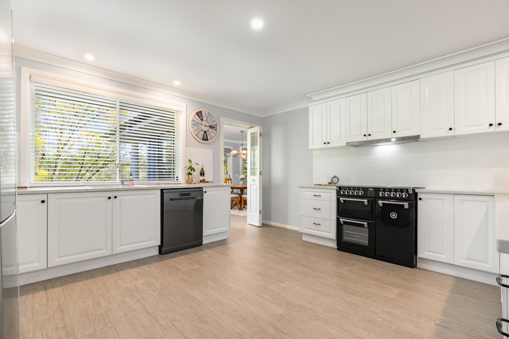 8a Delaware Cres, Robin Hill, NSW, 2795 - Image 5