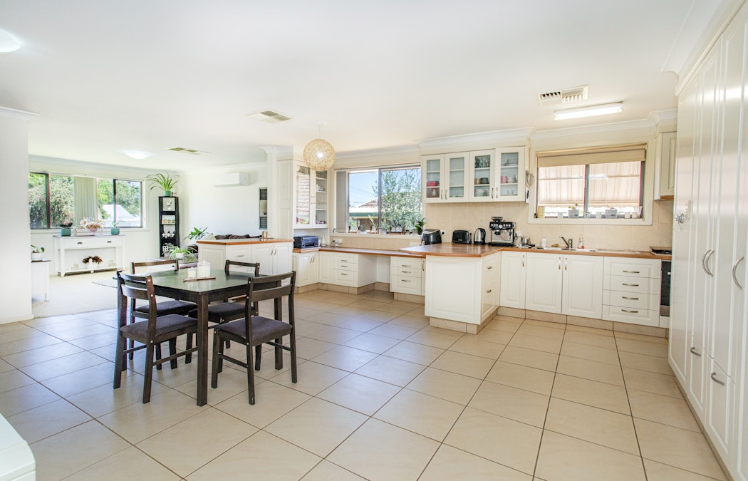 34 Comerford Street, Cowra, NSW, 2794 - Image 3