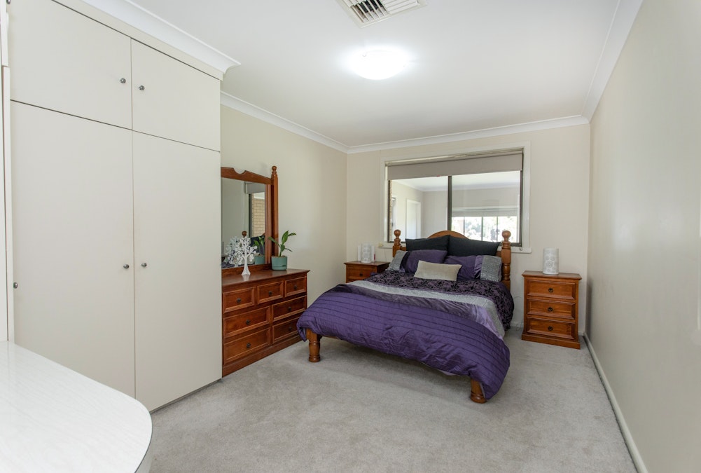 34 Comerford Street, Cowra, NSW, 2794 - Image 7