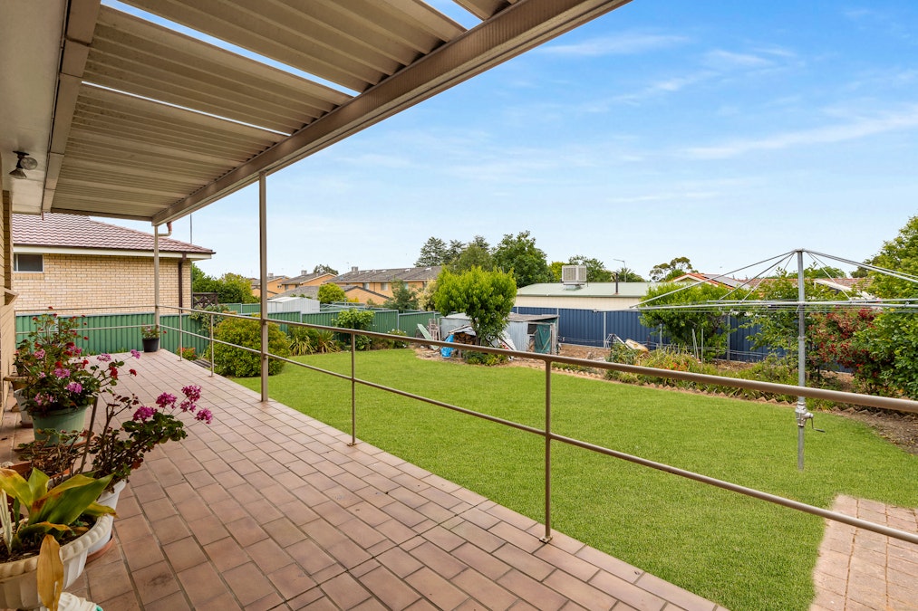 44 Kibbler Street, Cowra, NSW, 2794 - Image 11