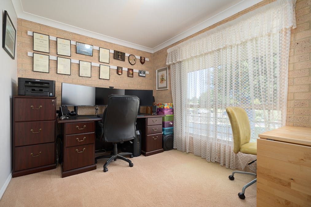 13 Echuca Place, Cowra, NSW, 2794 - Image 12