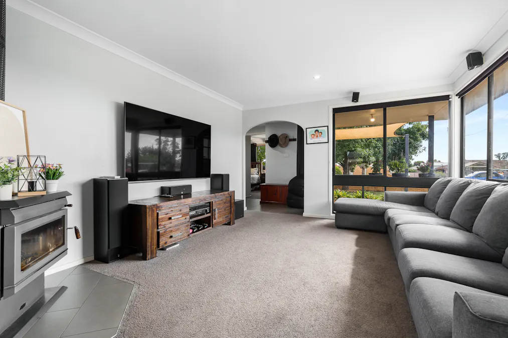 98 Lyall Street, Cowra, NSW, 2794 - Image 3