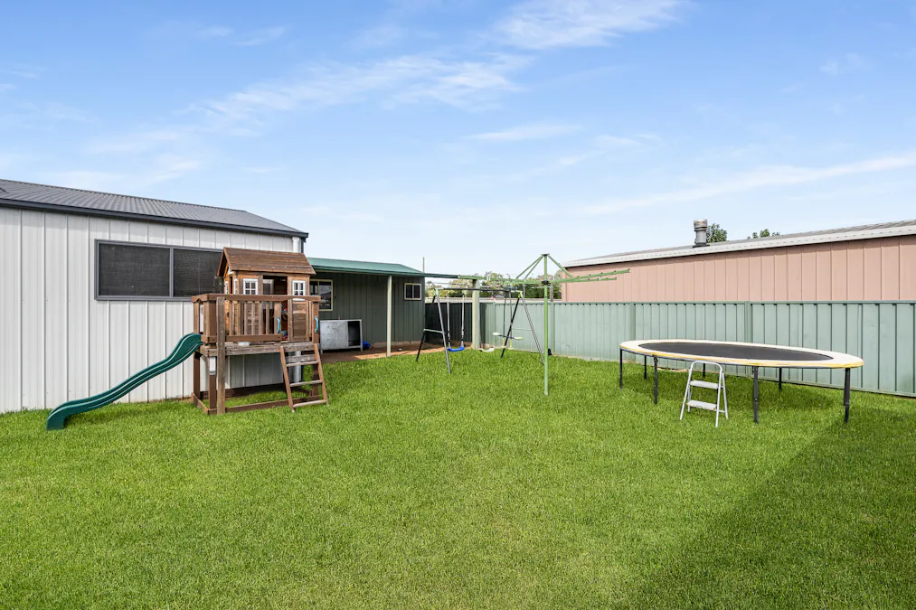 98 Lyall Street, Cowra, NSW, 2794 - Image 16