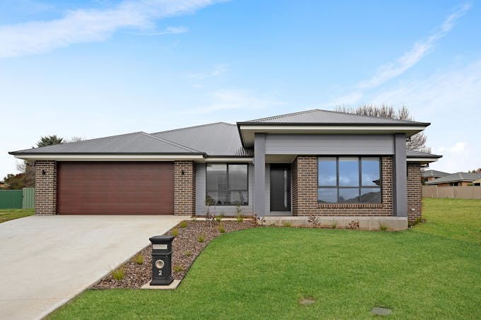 2 Streatfield Close, Blayney, NSW, 2799 - Image 1