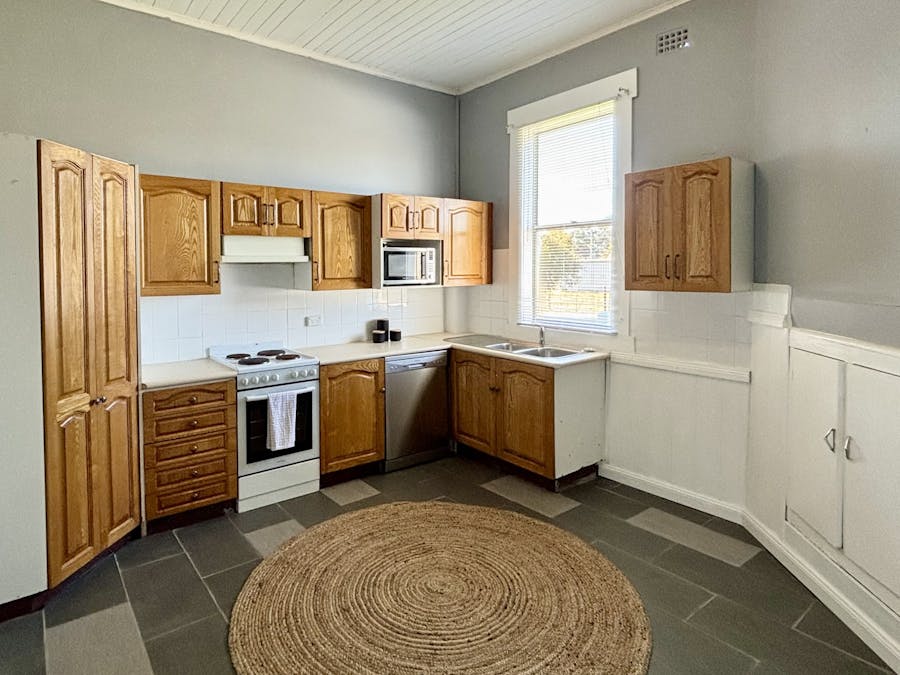 10 Neila Lane, Cowra, NSW, 2794 - Image 3