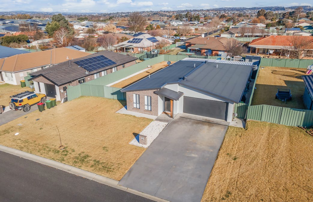 12 Lew Avenue, Eglinton, NSW, 2795 - Image 15