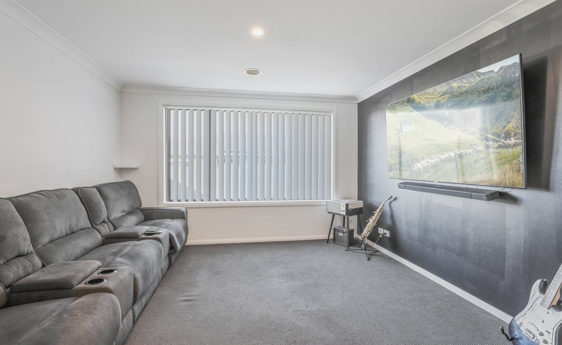 12 Lew Avenue, Eglinton, NSW, 2795 - Image 7