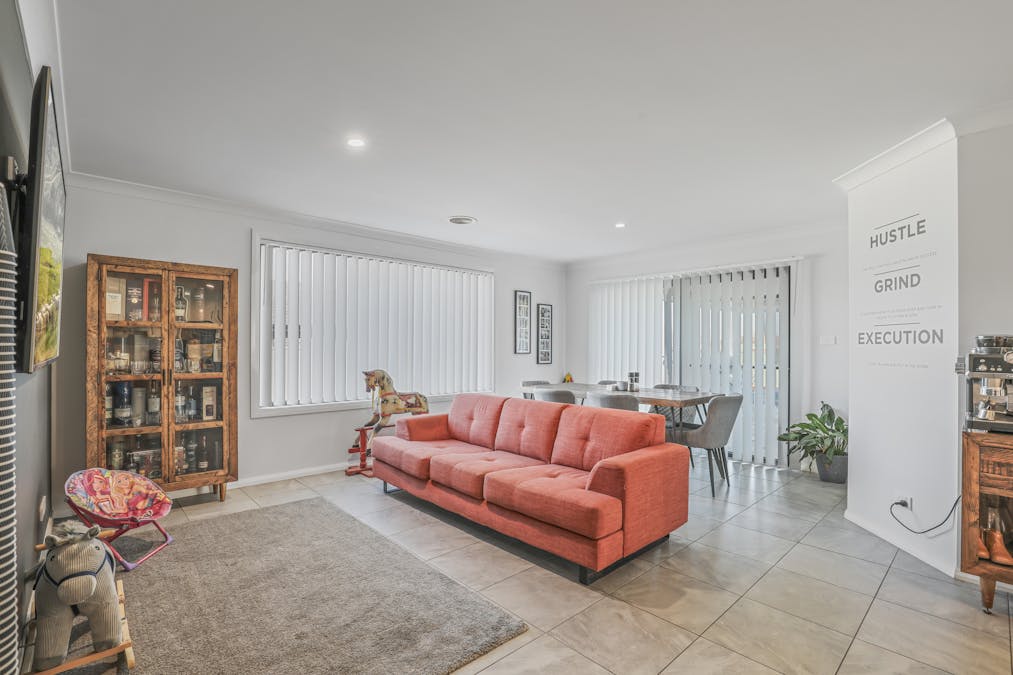 12 Lew Avenue, Eglinton, NSW, 2795 - Image 6