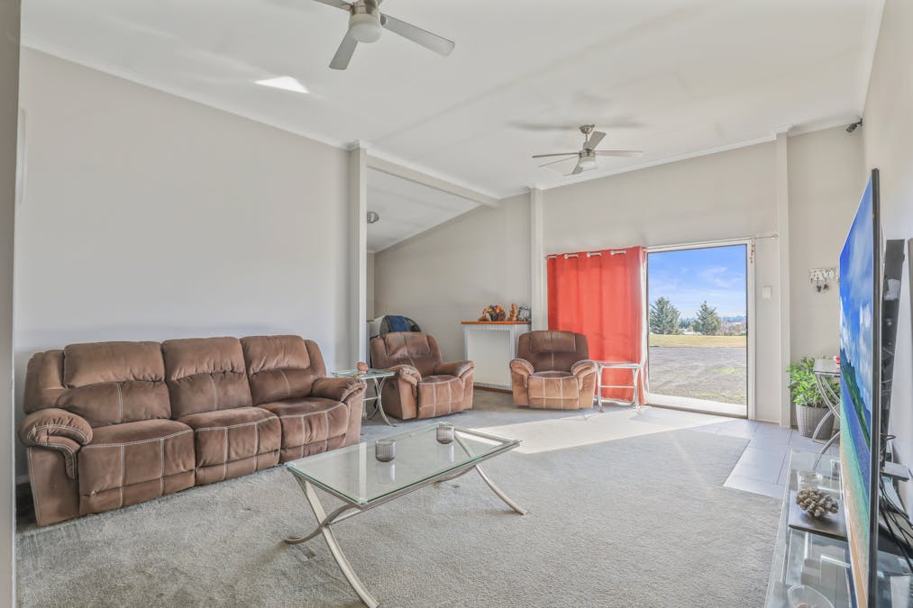13 Ridgeview Close, White Rock, NSW, 2795 - Image 6