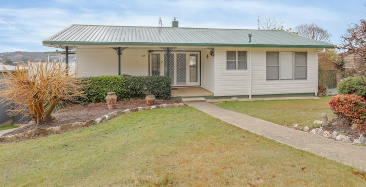 37 Jenolan Street, Oberon, NSW, 2787 - Image 1