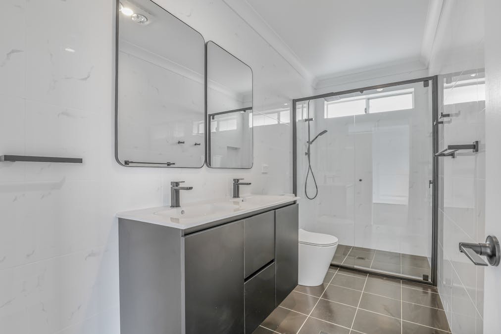 10a Northcott Dr, West Bathurst, NSW, 2795 - Image 12