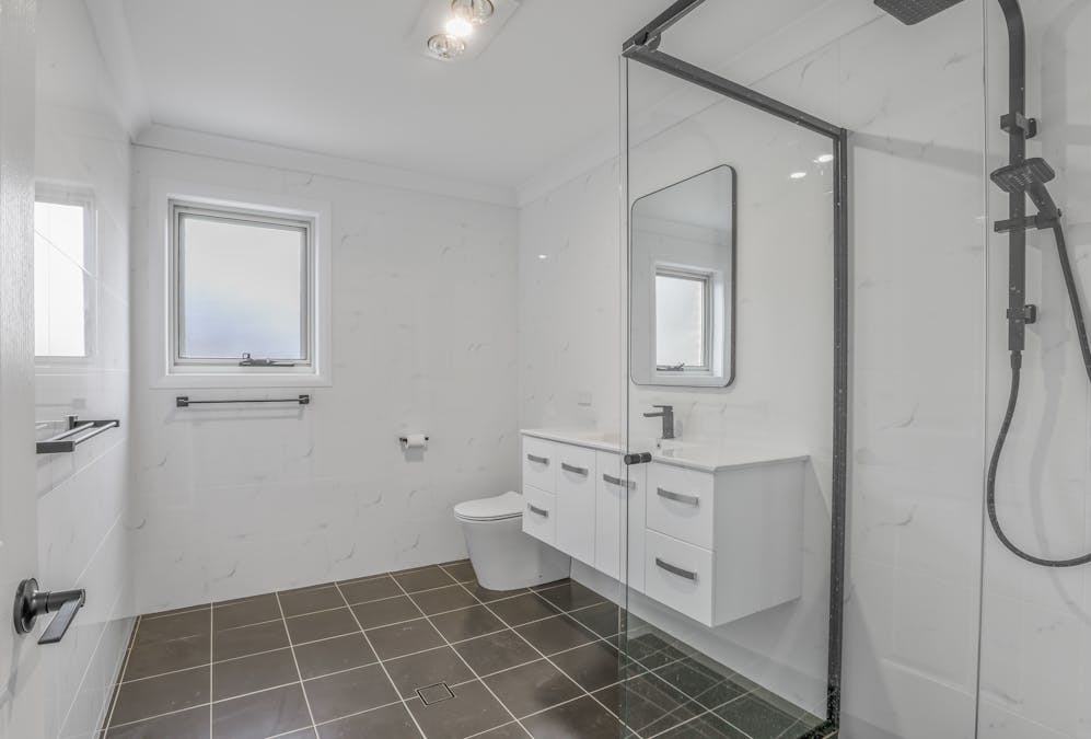 10a Northcott Dr, West Bathurst, NSW, 2795 - Image 7