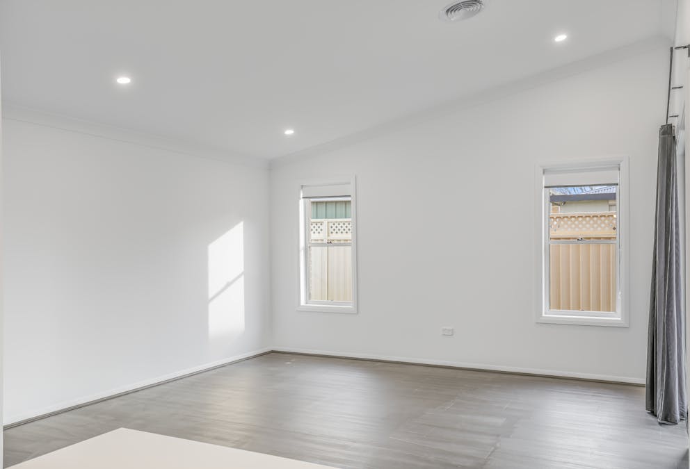 10a Northcott Dr, West Bathurst, NSW, 2795 - Image 8