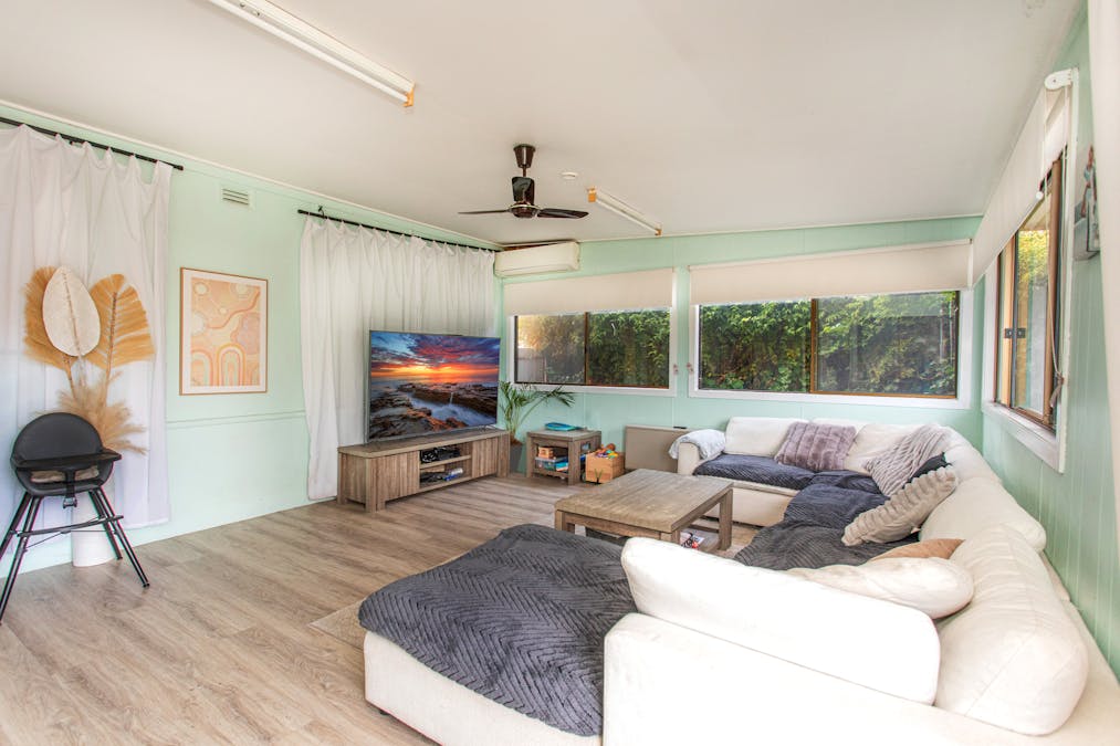 29 Dungaleer Street, Cowra, NSW, 2794 - Image 1