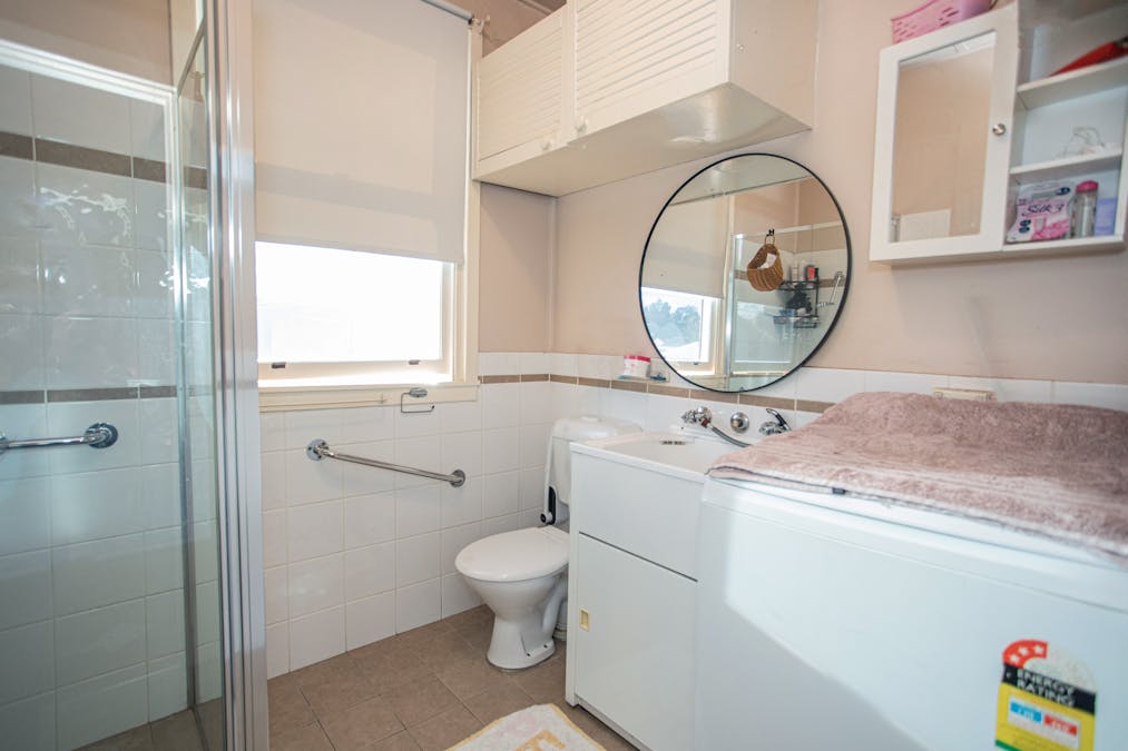 29 Dungaleer Street, Cowra, NSW, 2794 - Image 13