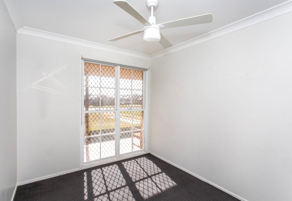 100 Lyall Street, Cowra, NSW, 2794 - Image 8