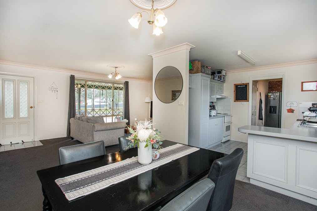 2/38 Acacia Circuit, Cowra, NSW, 2794 - Image 3