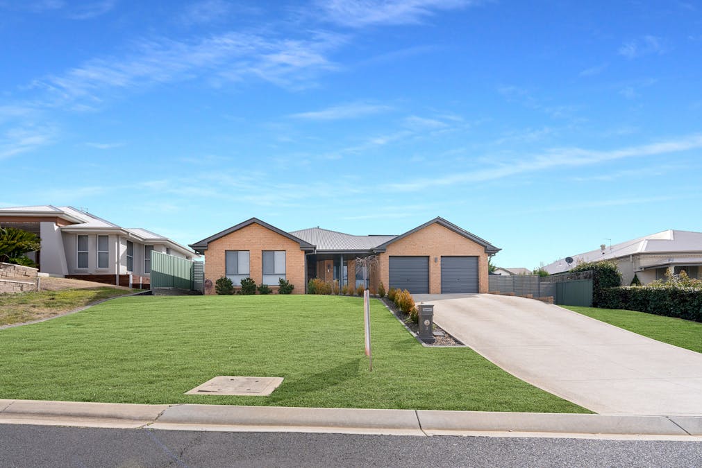 3 Blaxland Drive, Llanarth, NSW, 2795 - Image 3