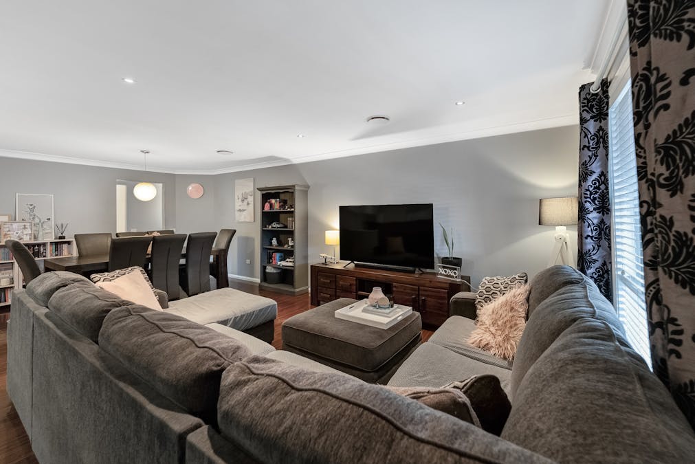 3 Blaxland Drive, Llanarth, NSW, 2795 - Image 8