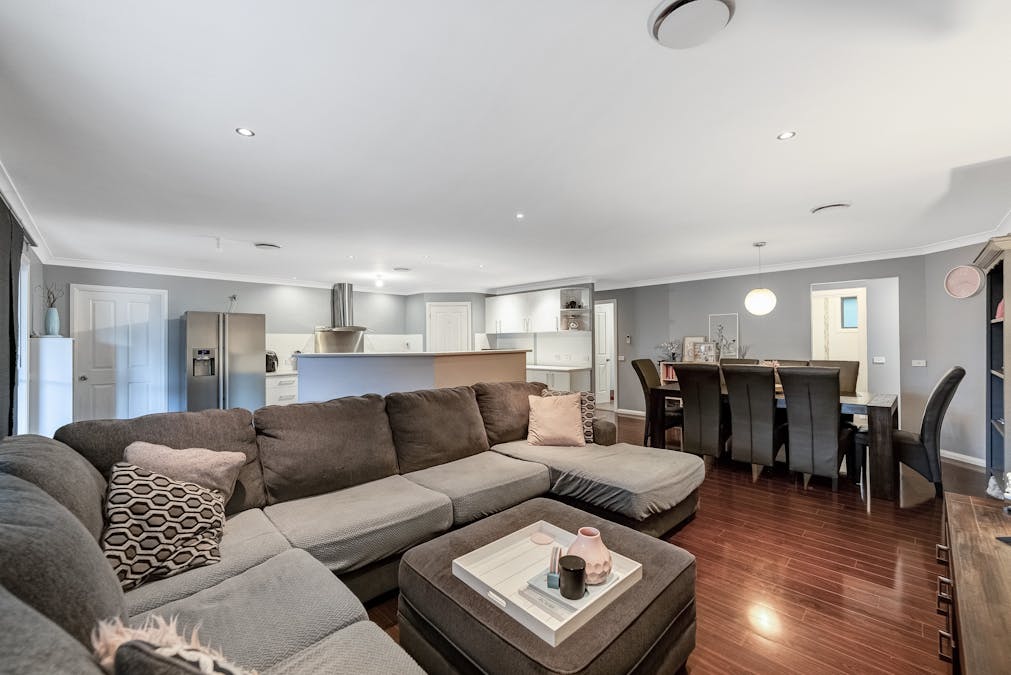 3 Blaxland Drive, Llanarth, NSW, 2795 - Image 9
