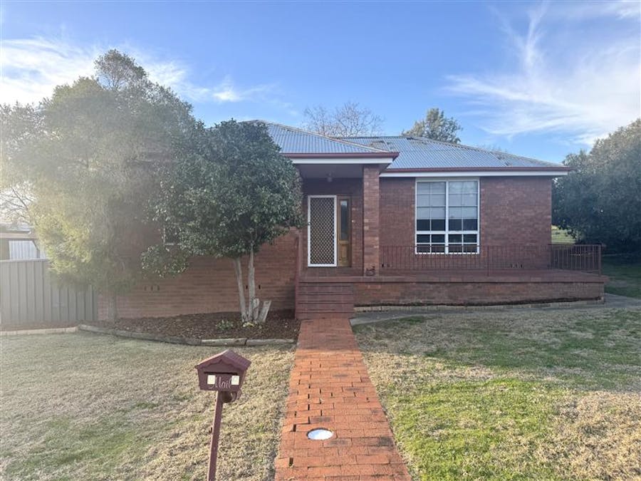 16 Myall Street, Cowra, NSW, 2794 - Image 1