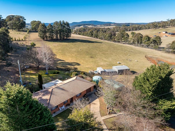 10 Fawcett Road, Oberon, NSW, 2787 - Image 1