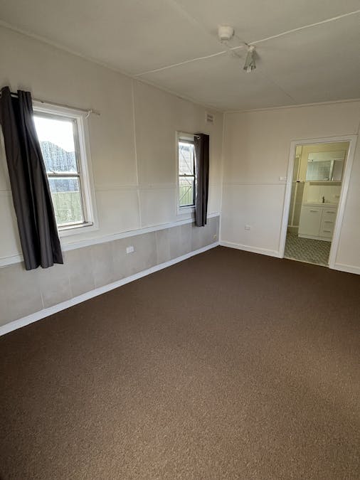 4/111-115 Queen Street, Oberon, NSW, 2787 - Image 2