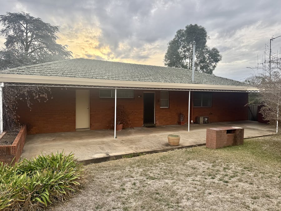 57 Lachlan Street, Cowra, NSW, 2794 - Image 11