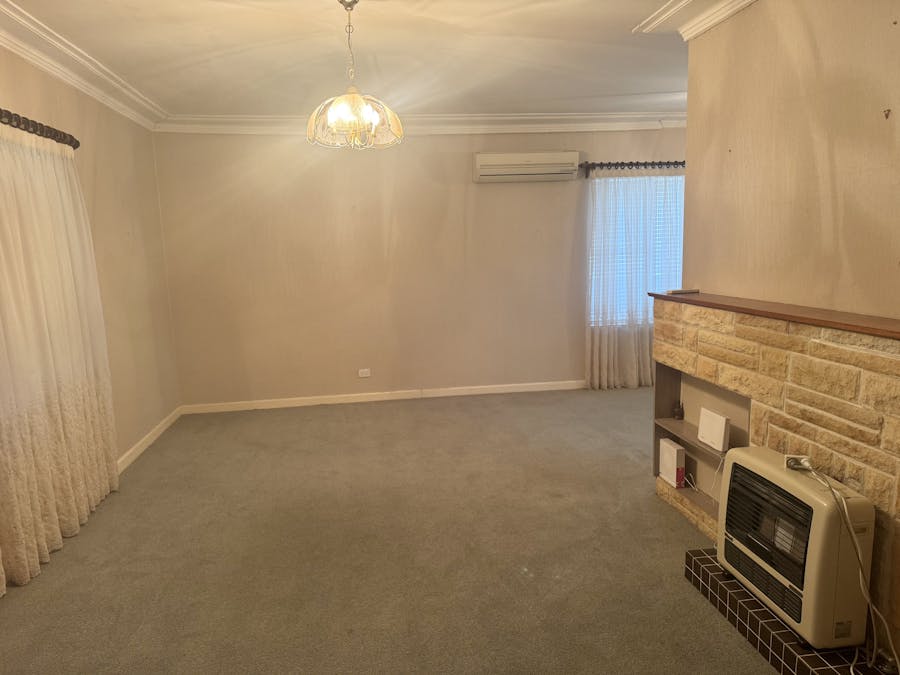57 Lachlan Street, Cowra, NSW, 2794 - Image 2
