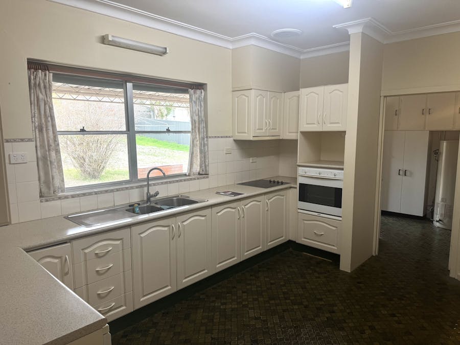 57 Lachlan Street, Cowra, NSW, 2794 - Image 5
