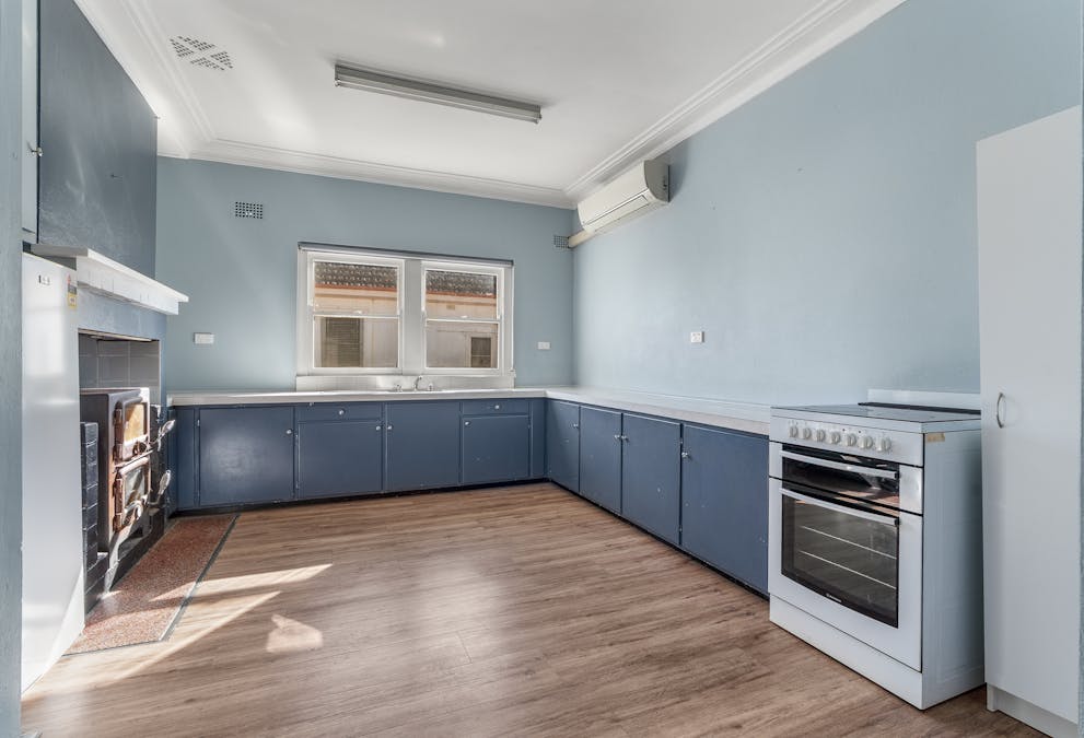 5 Dungaleer Street, Cowra, NSW, 2794 - Image 3