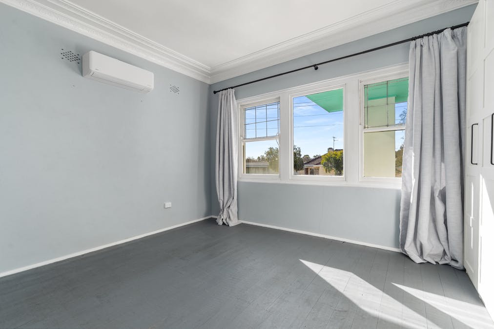 5 Dungaleer Street, Cowra, NSW, 2794 - Image 4