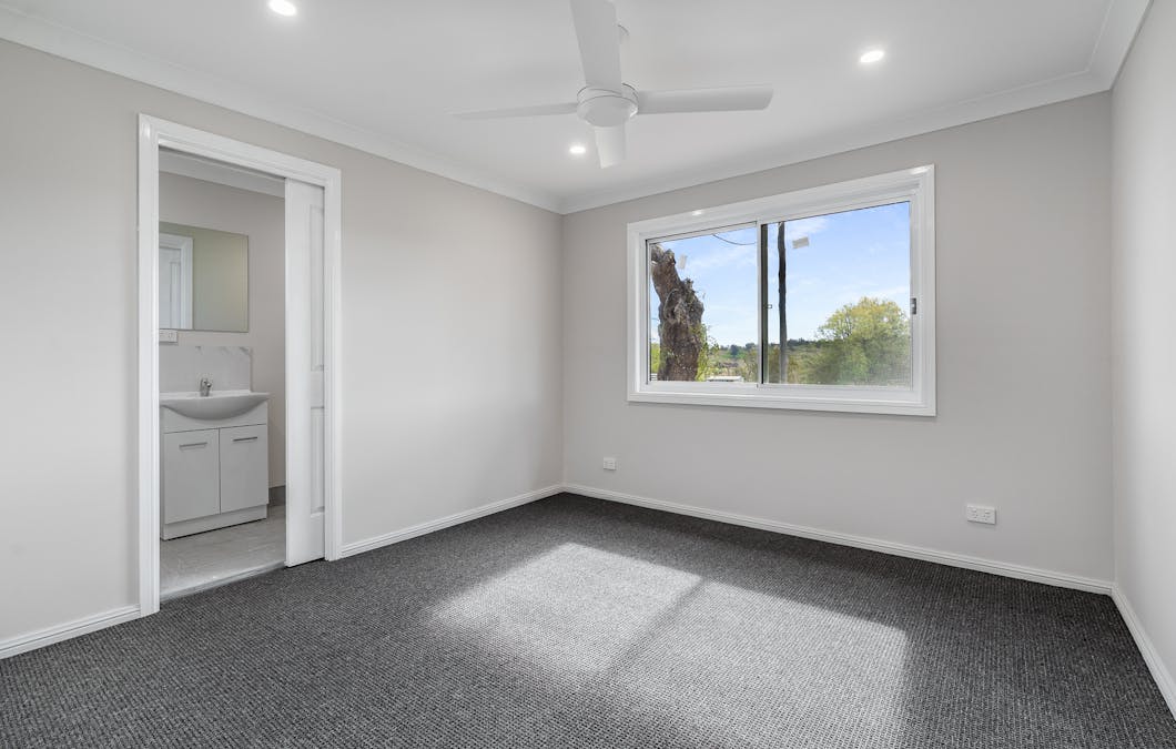 37 Belmore Street, Woodstock, NSW, 2793 - Image 5